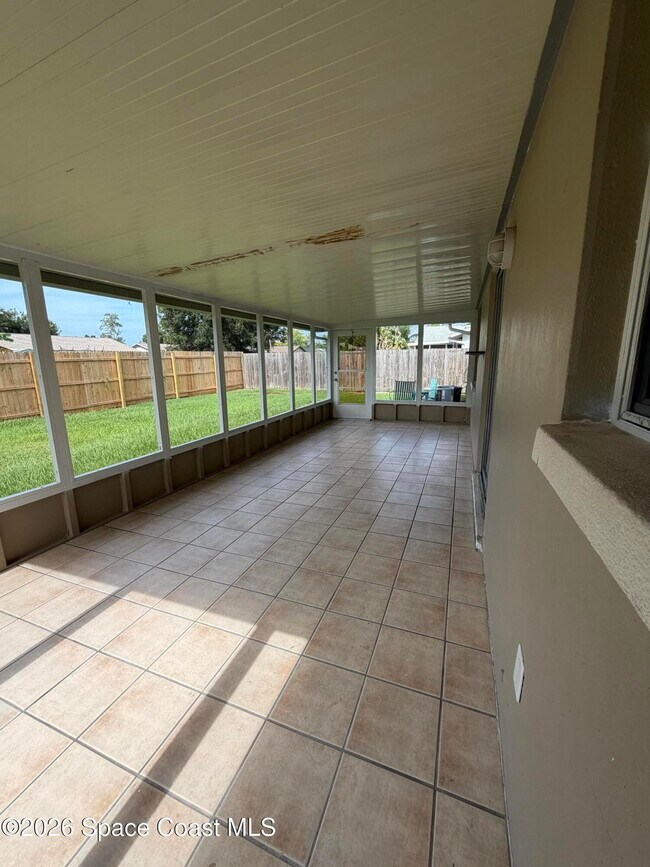 Building Photo - 2604 Corbusier Dr
