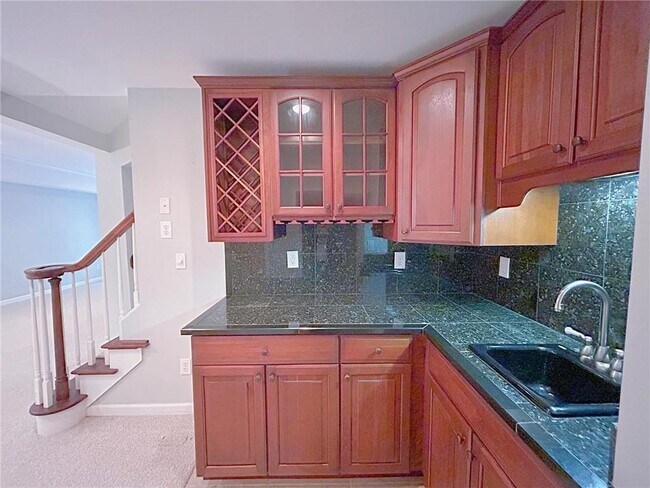 Building Photo - 280 Graystone Way