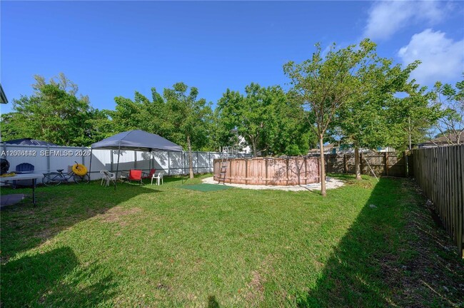 Building Photo - 4477 NW 23rd Ave