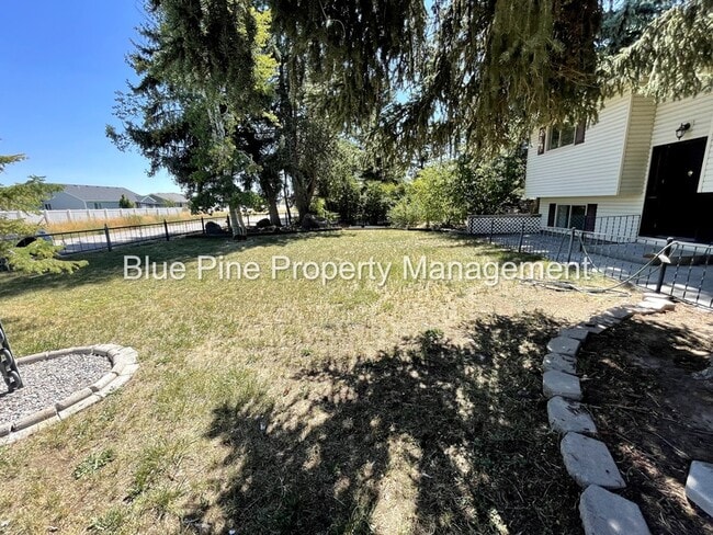 Building Photo - 2871 N 41st E