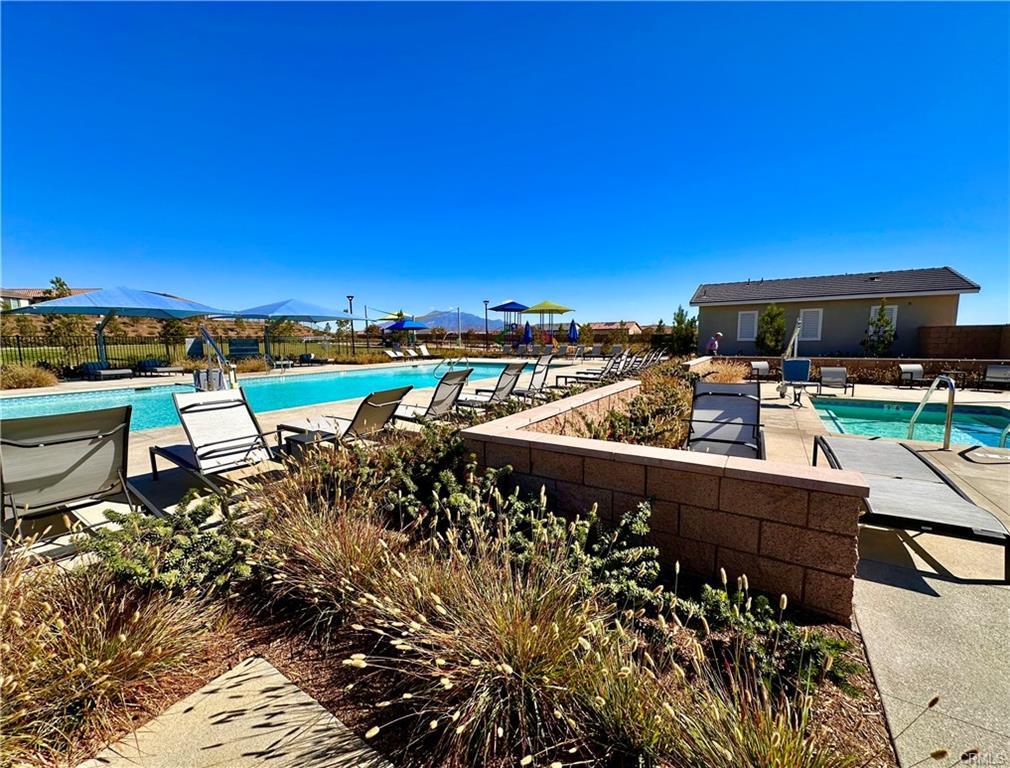 Building Photo - 35448 Price St