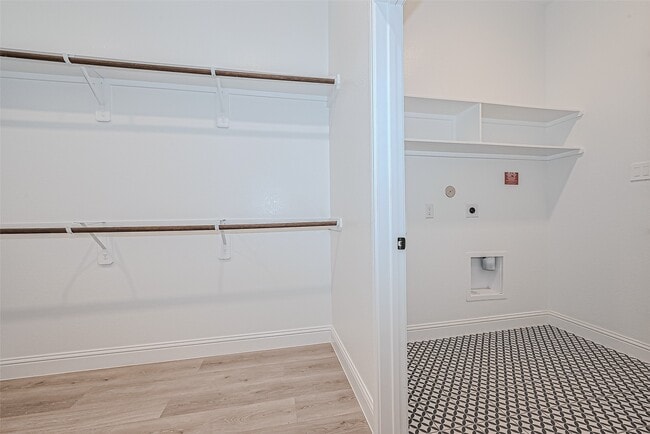 Building Photo - 2315 Red Chip Ln