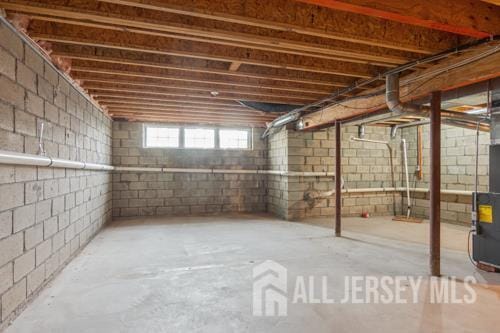 Building Photo - 68 Franklin School Way