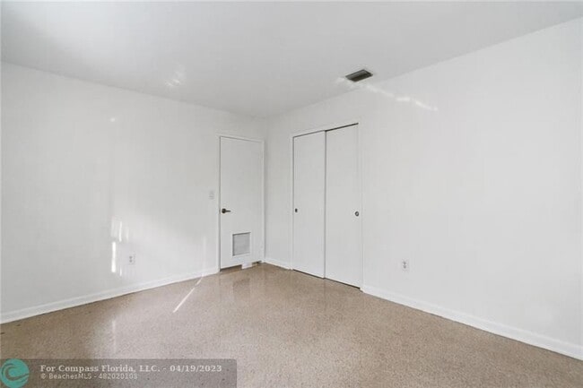 Building Photo - 50 NE 45th Ct