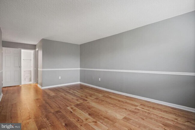 Building Photo - 200 N Pickett St