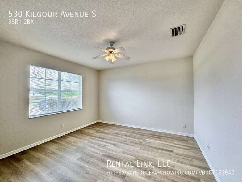 Building Photo - 530 Kilgour Ave S