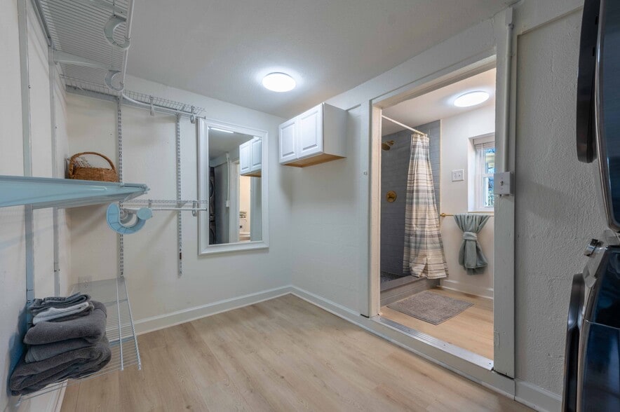 Building Photo - 1216 10th St N