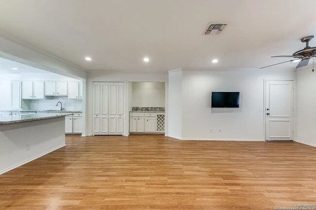 Open living area - 7815 Broadway St