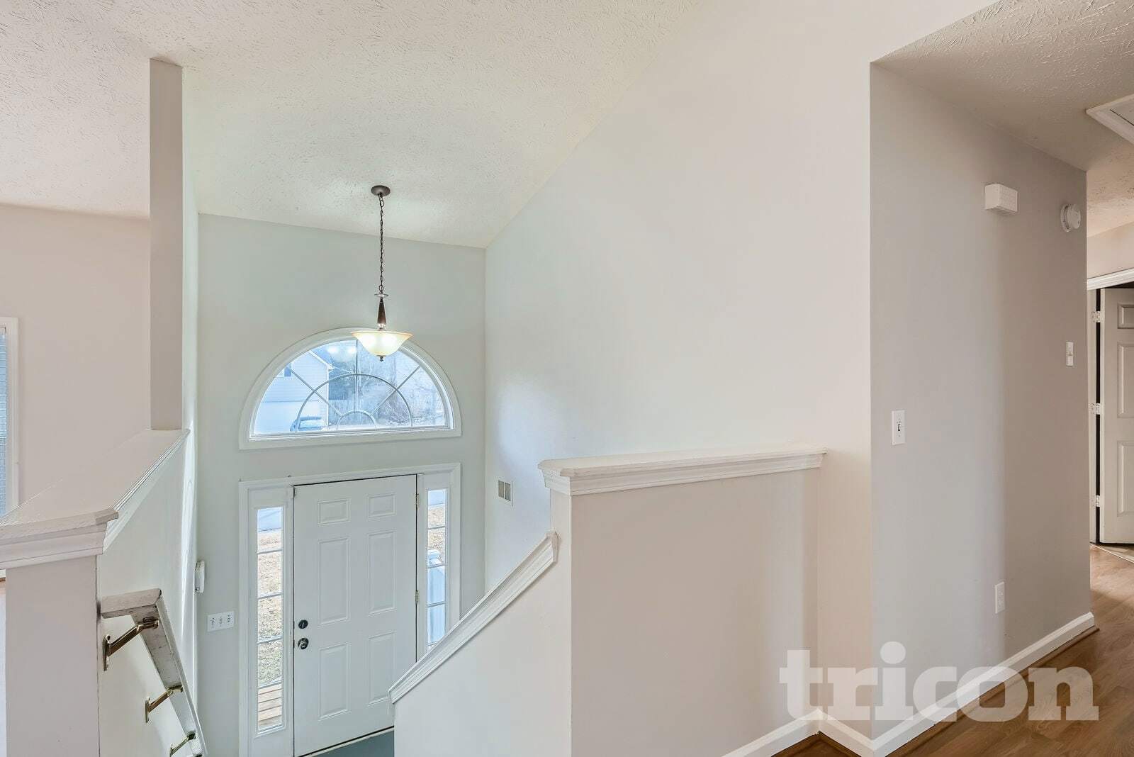 Building Photo - 3020 Lake Park Ct