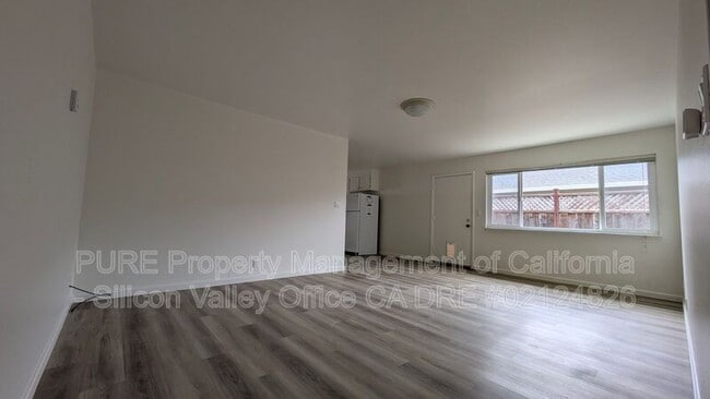 Building Photo - 1798 Halterman Ave