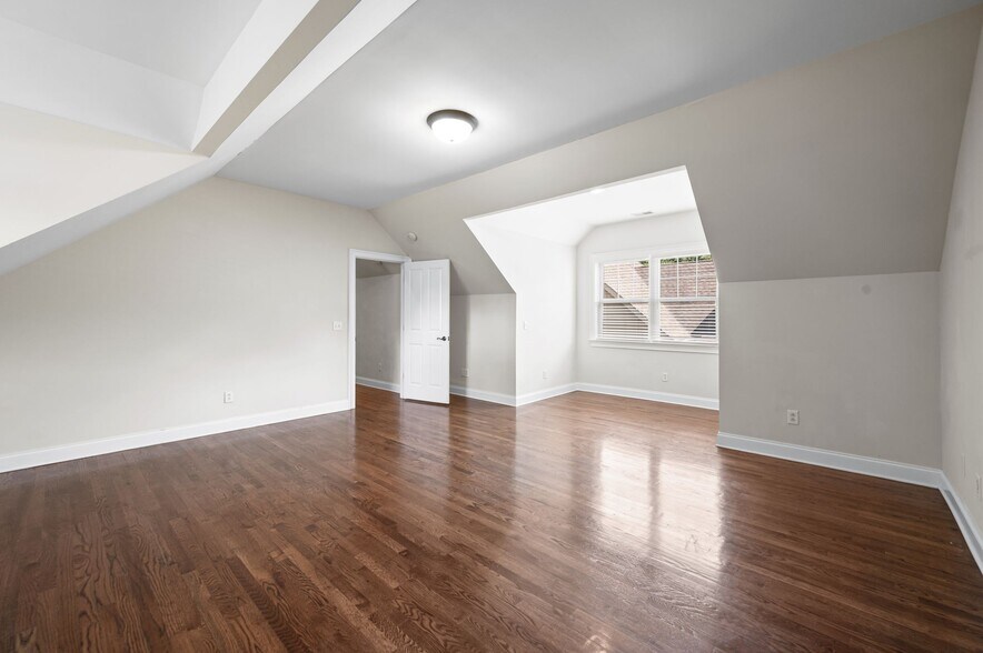 Building Photo - 172B Woodmont Blvd