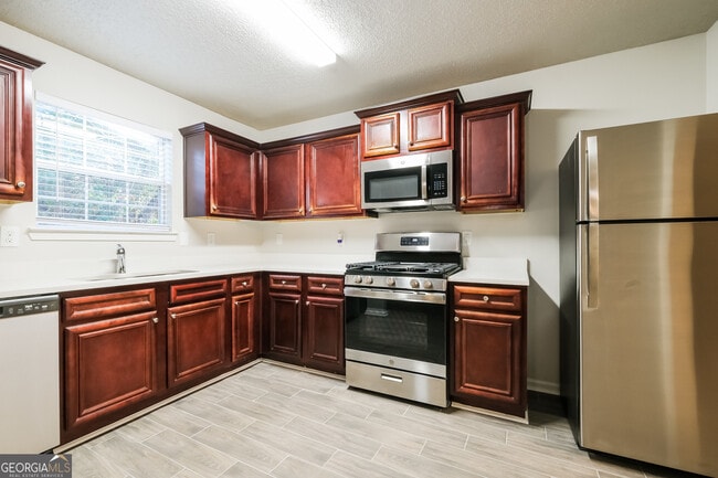Building Photo - 305 Barshay Dr