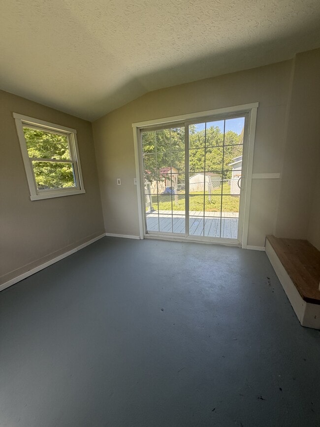 Building Photo - 62183 Forestview Dr