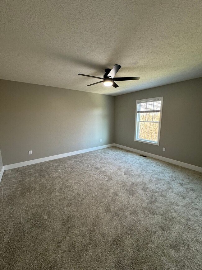 Building Photo - 4 Bedroom Single Family Home - WEST LAFAYETTE