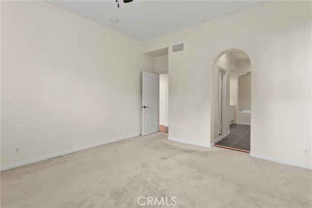 Building Photo - 32 Talmont