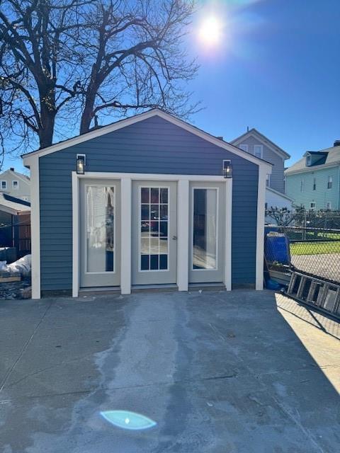 Primary Photo - 71 E George St