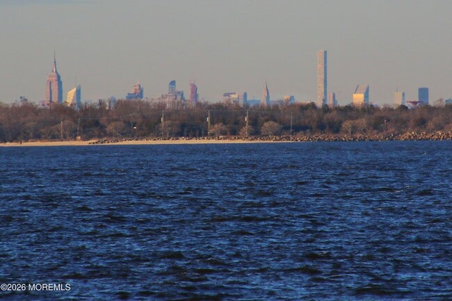 Building Photo - 60 Mathews St