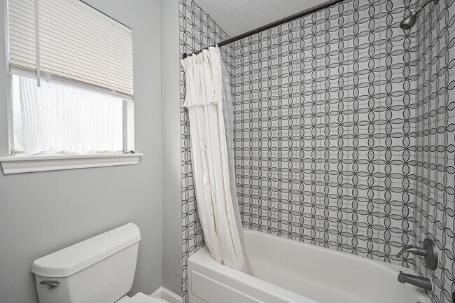 Building Photo - 22103 Joshua Kendall Ln