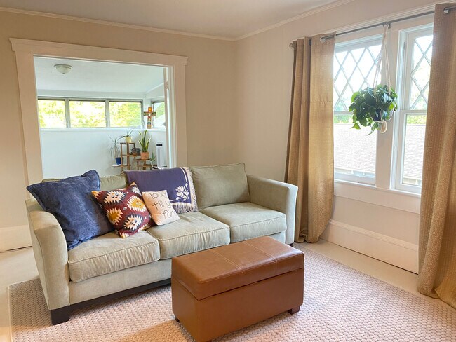 Building Photo - 169 Neely Rd