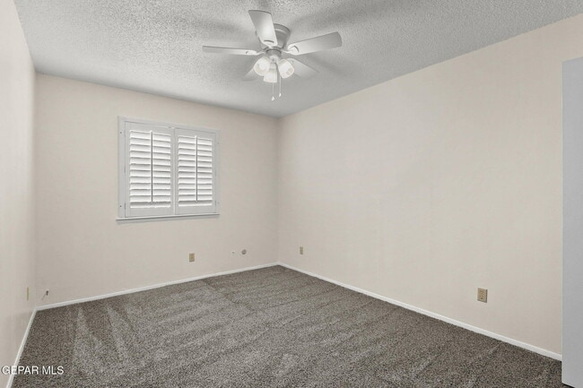 Building Photo - 219 Maricopa Dr