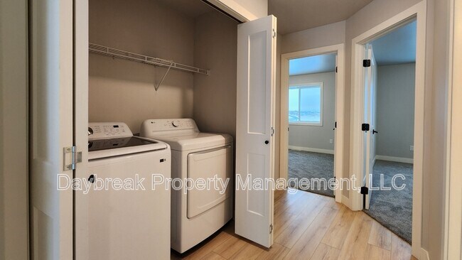 Building Photo - 6728 66th Ave S