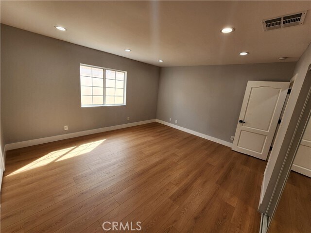 Building Photo - 14329 Emelita St