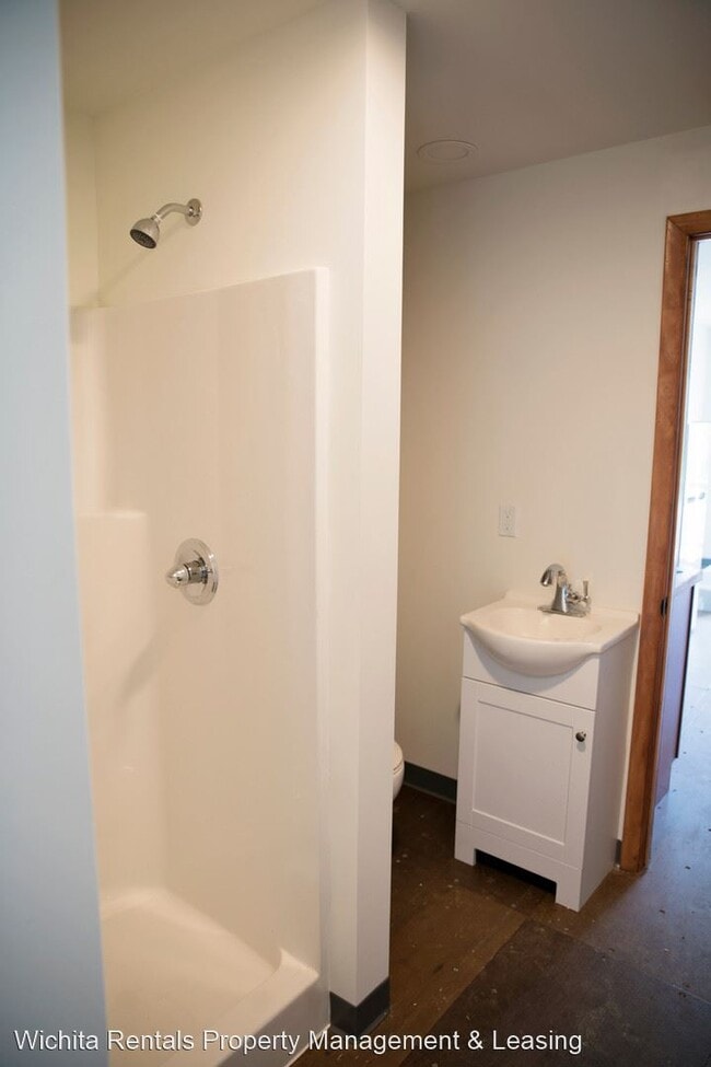 Building Photo - 1 br, 1 bath House - 430 S Pattie Unit A
