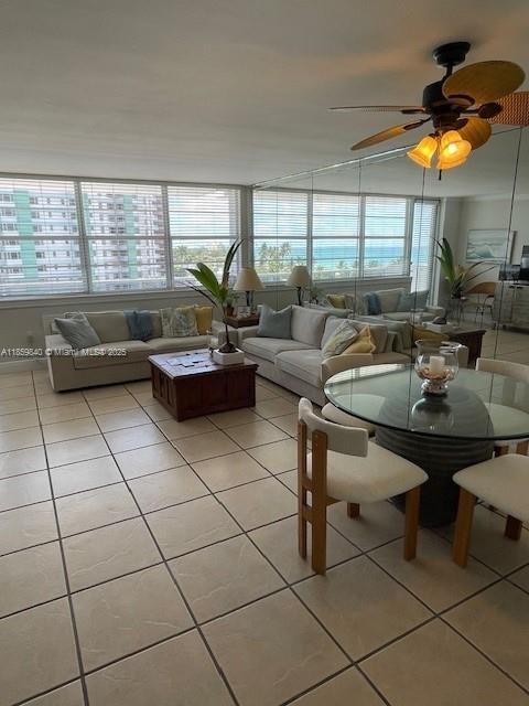 Building Photo - 5313 Collins Ave
