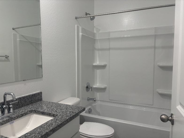 Building Photo - 28242 N Nealite Dr