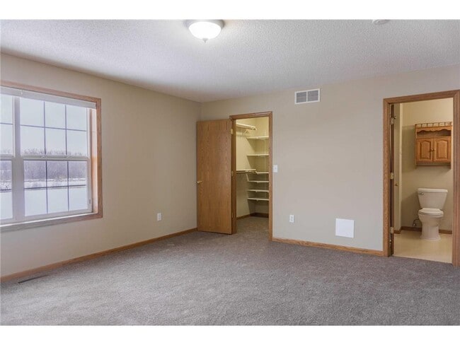Building Photo - 924 Cole St
