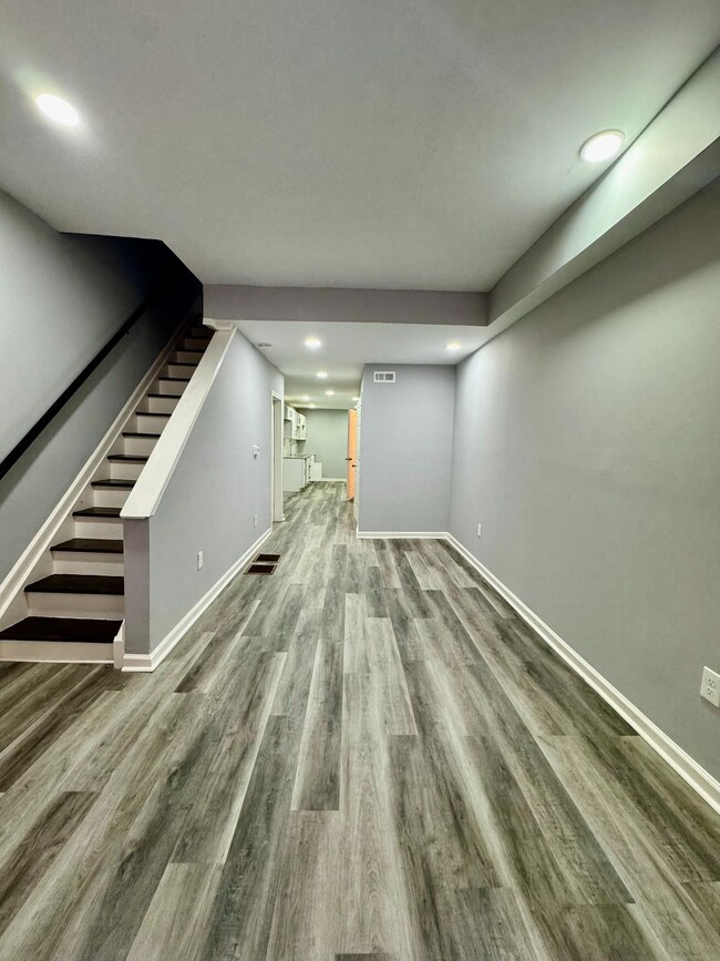 Primary Photo - 3110 Euclid Ave