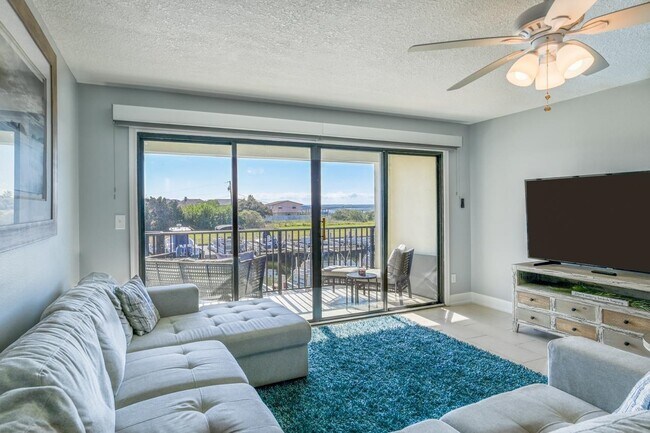 Building Photo - 120 Sunset Harbor Way