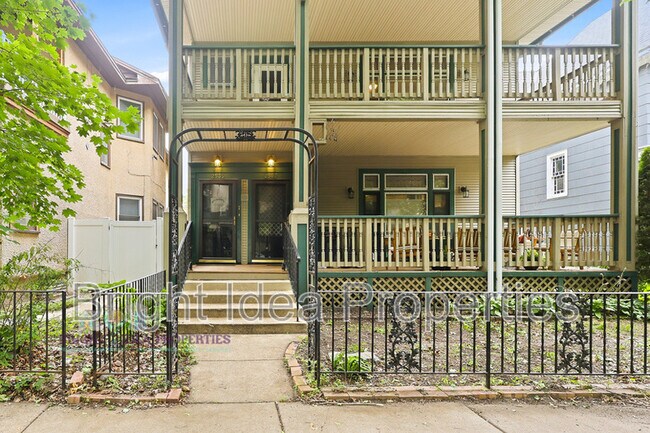 Building Photo - 2535 Aldrich Ave S