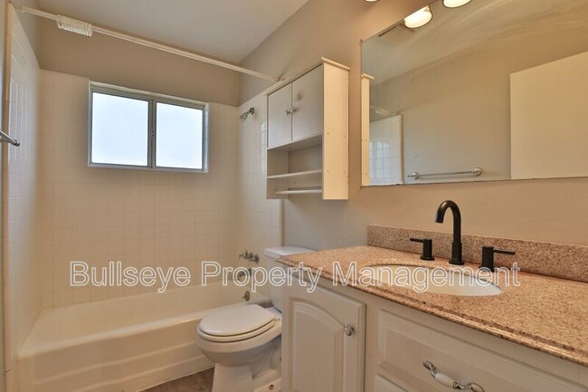 Building Photo - 2338 W Citrus Way