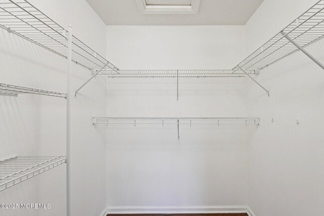 Building Photo - 102 Warbler Way