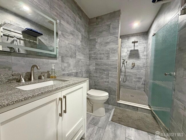 Building Photo - 7 Joseph Ct