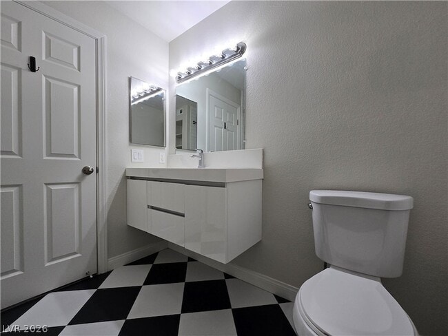 Building Photo - 7885 W Flamingo Rd