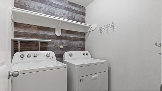 Building Photo - 22848 Lantern Hills Dr