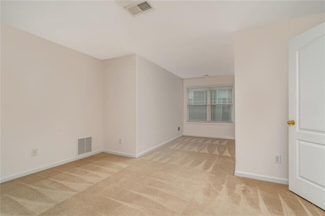 Building Photo - 210 Harmony Lake Dr