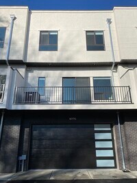 Building Photo - 6996 S Brookhill Dr