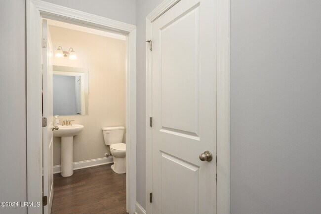 Building Photo - 3754 Oyster Bluff Dr