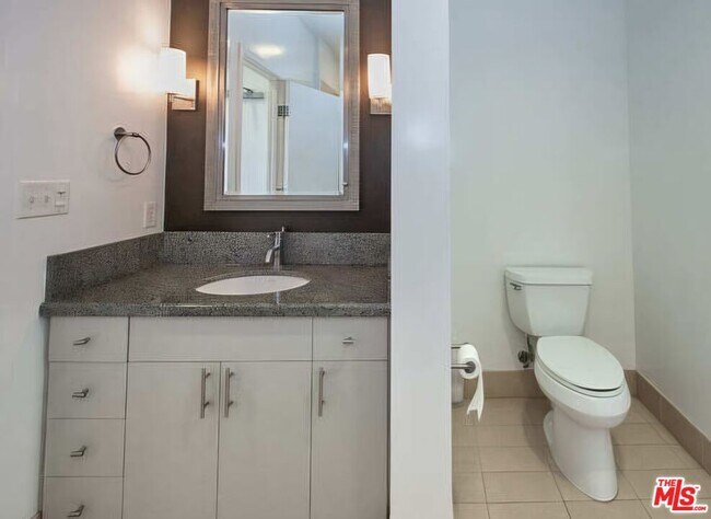 Building Photo - 3810 Wilshire Blvd