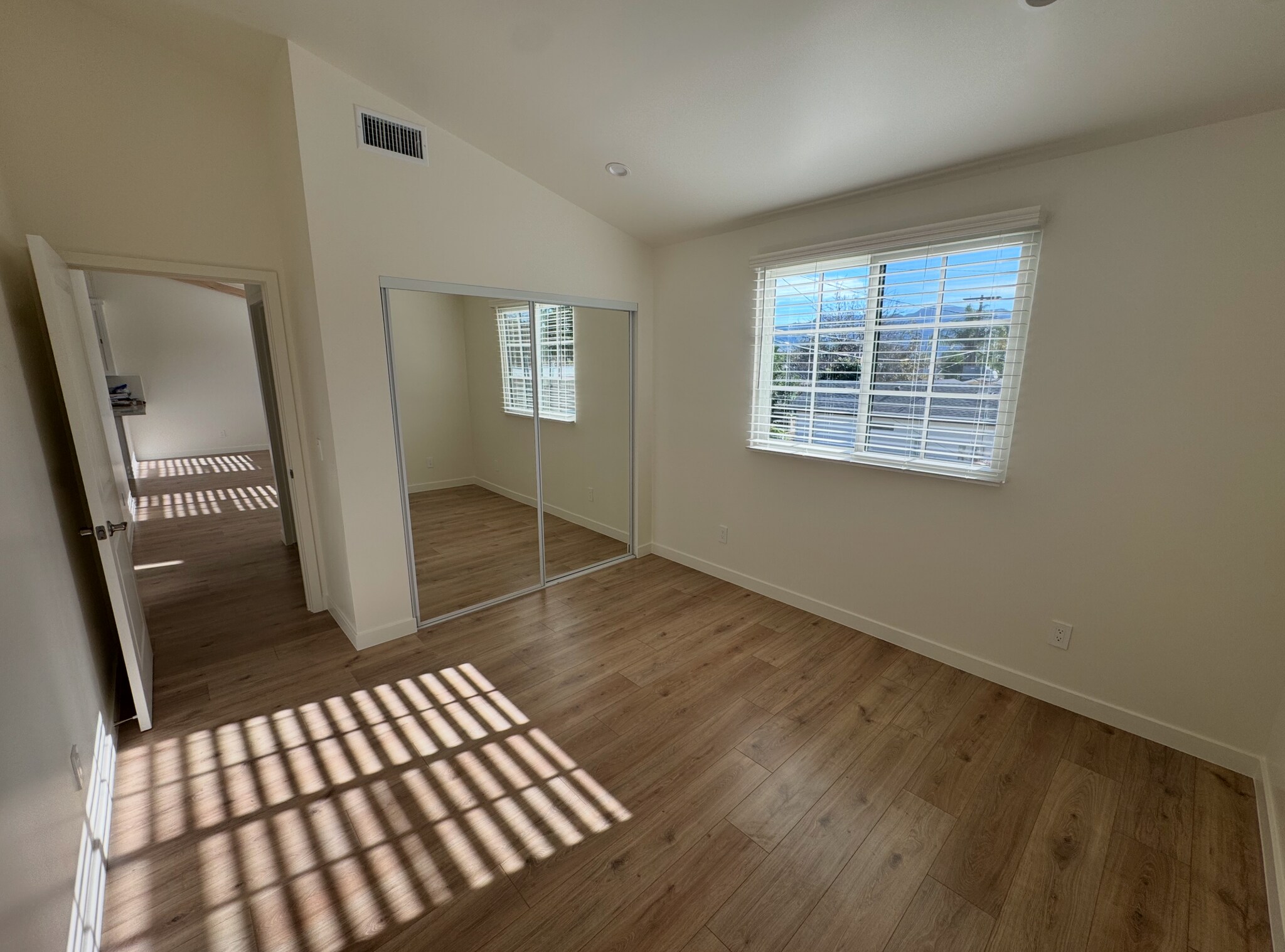 Building Photo - 230 W Cedar Ave