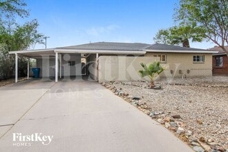 Building Photo - 3402 N 23rd Dr