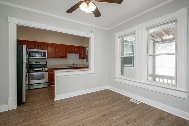 Building Photo - Updated 3-bedroom with Garage