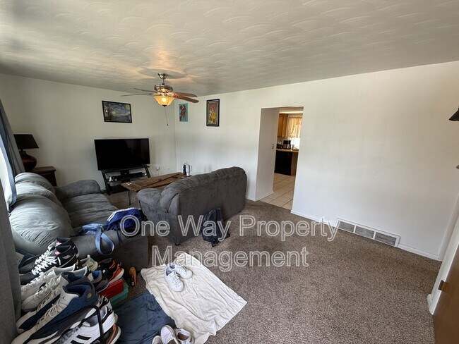 Building Photo - 500 26th Ave Ct