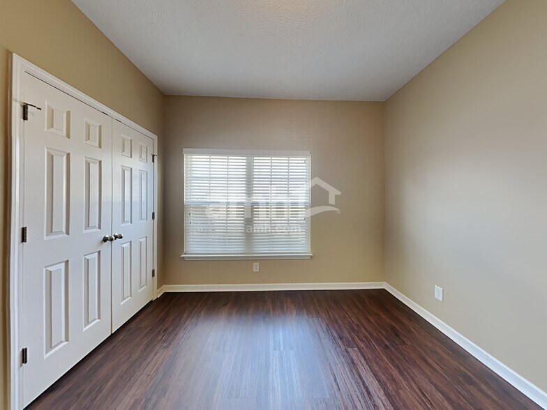 Building Photo - 366 Sarava Ln