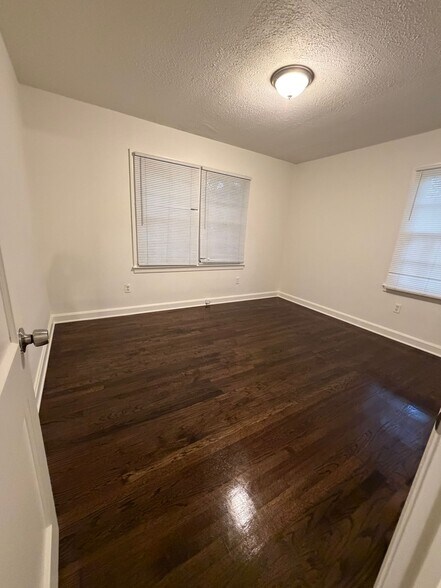 Building Photo - 2368 Jernigan Pl SE