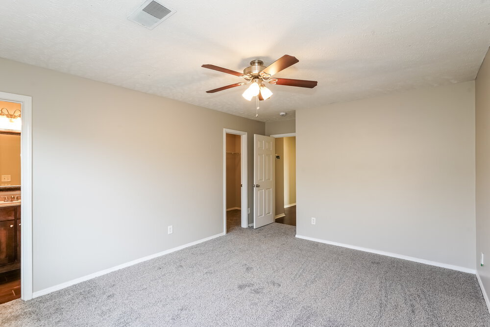 Building Photo - 2109 Carlton Ln