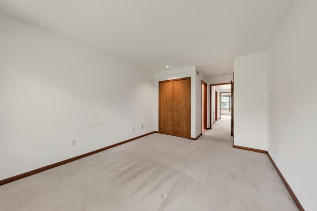 Building Photo - 2445 Mulberry Ct